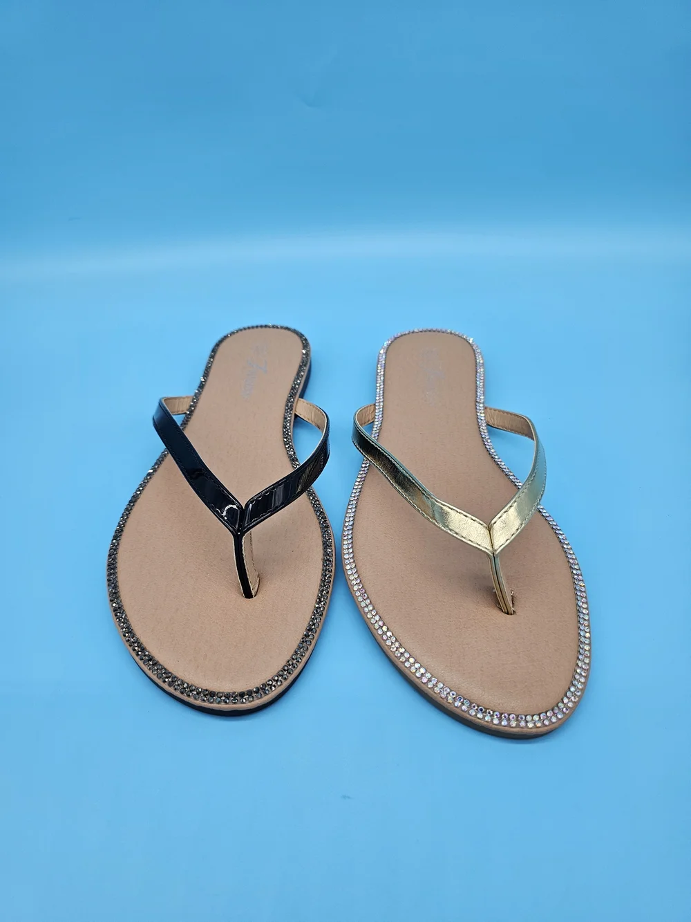 Women’s Metallic Gold Rhinestone Trim Flip Flop Sandals - Picture 6 of 6